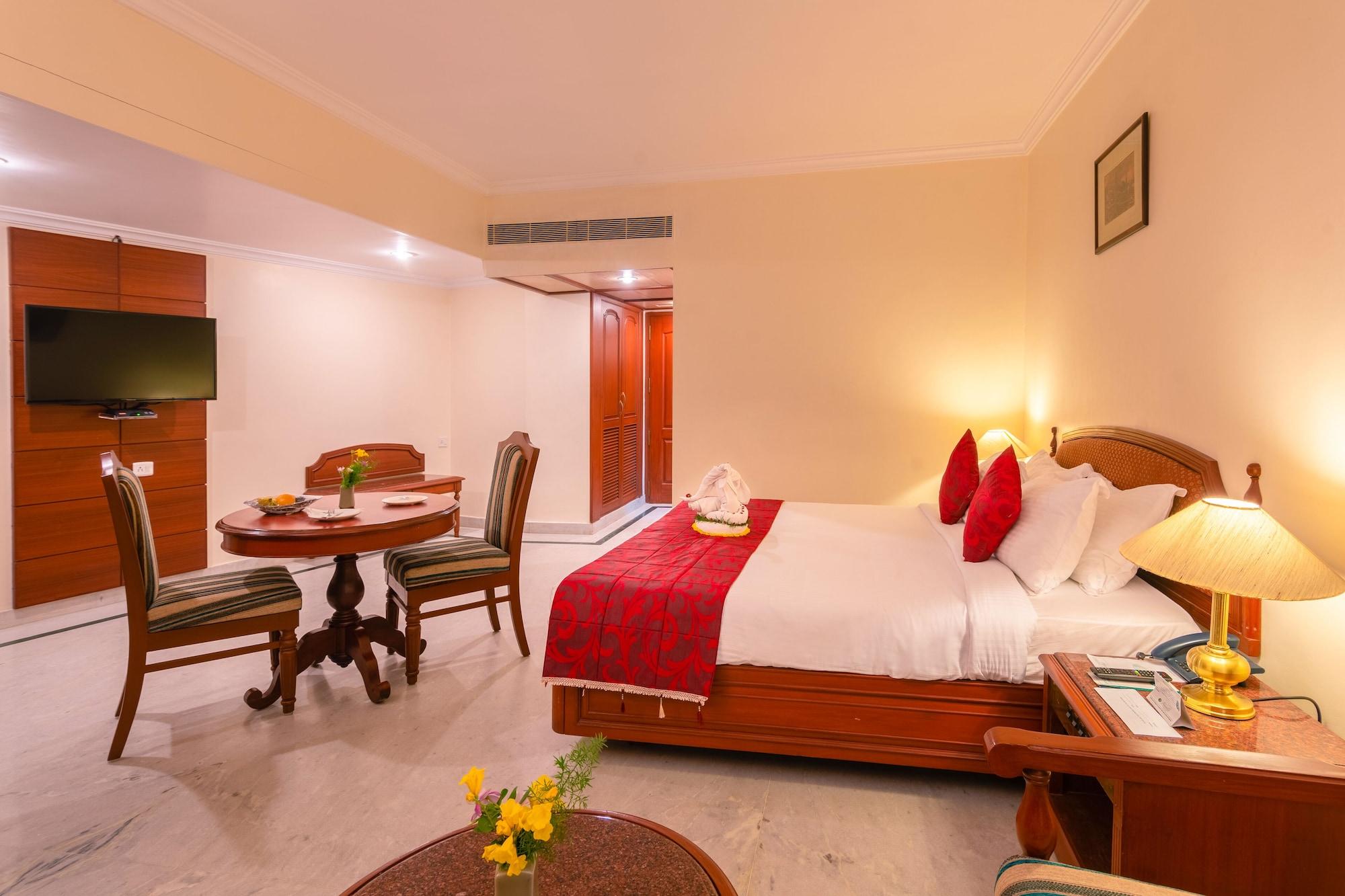 Hotel Annamalai International Pondicherry Esterno foto