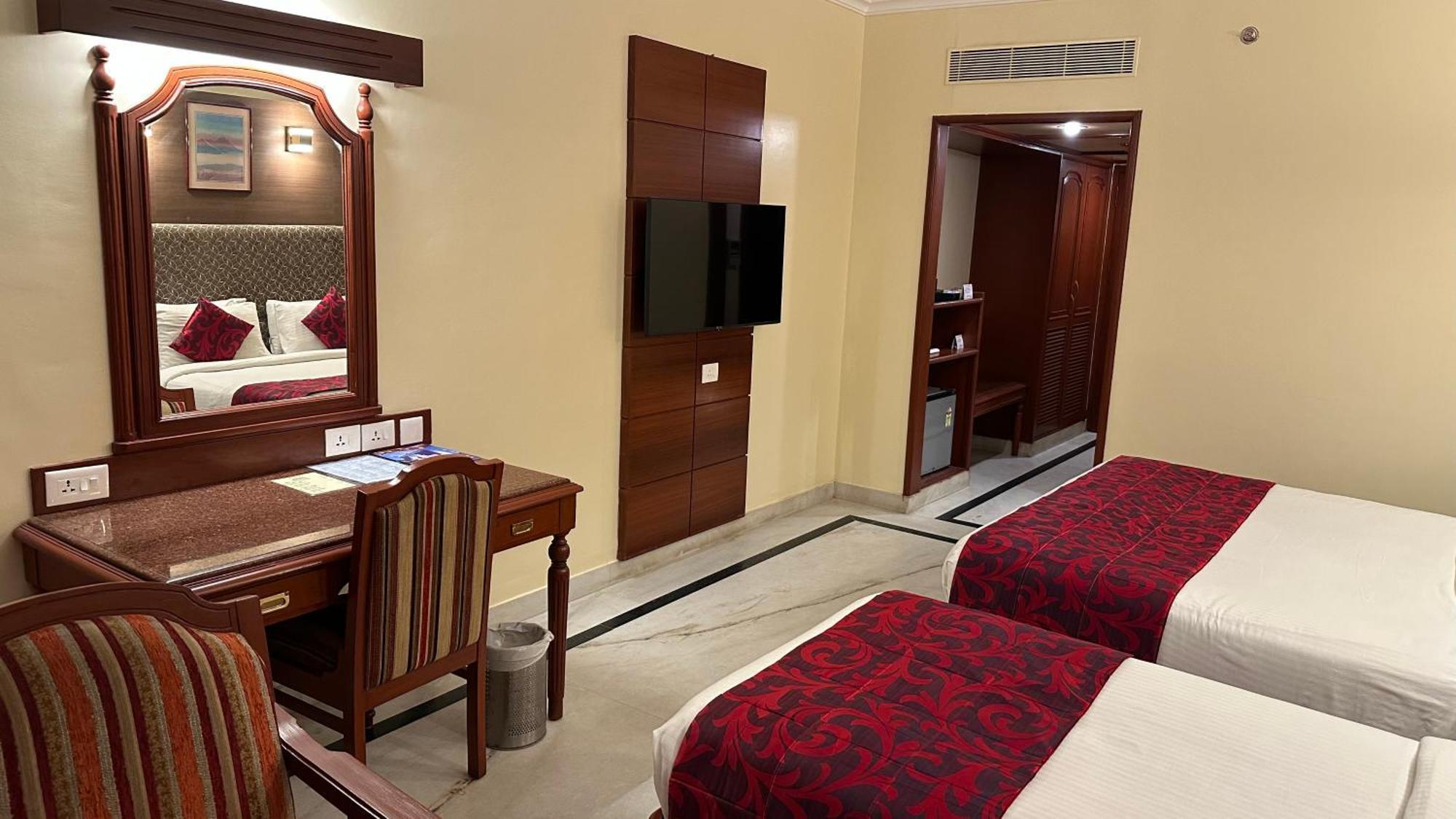 Hotel Annamalai International Pondicherry Esterno foto