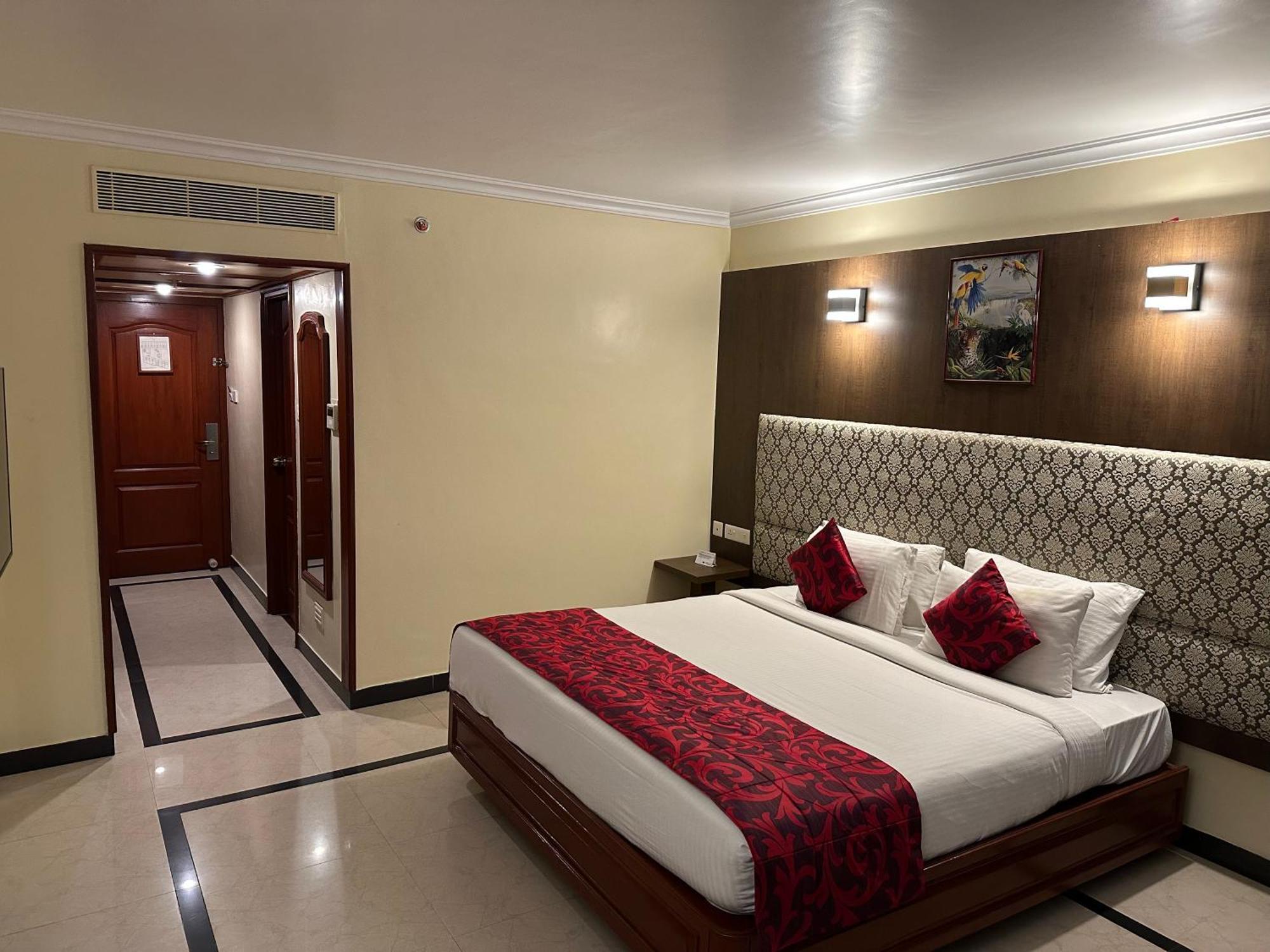 Hotel Annamalai International Pondicherry Esterno foto