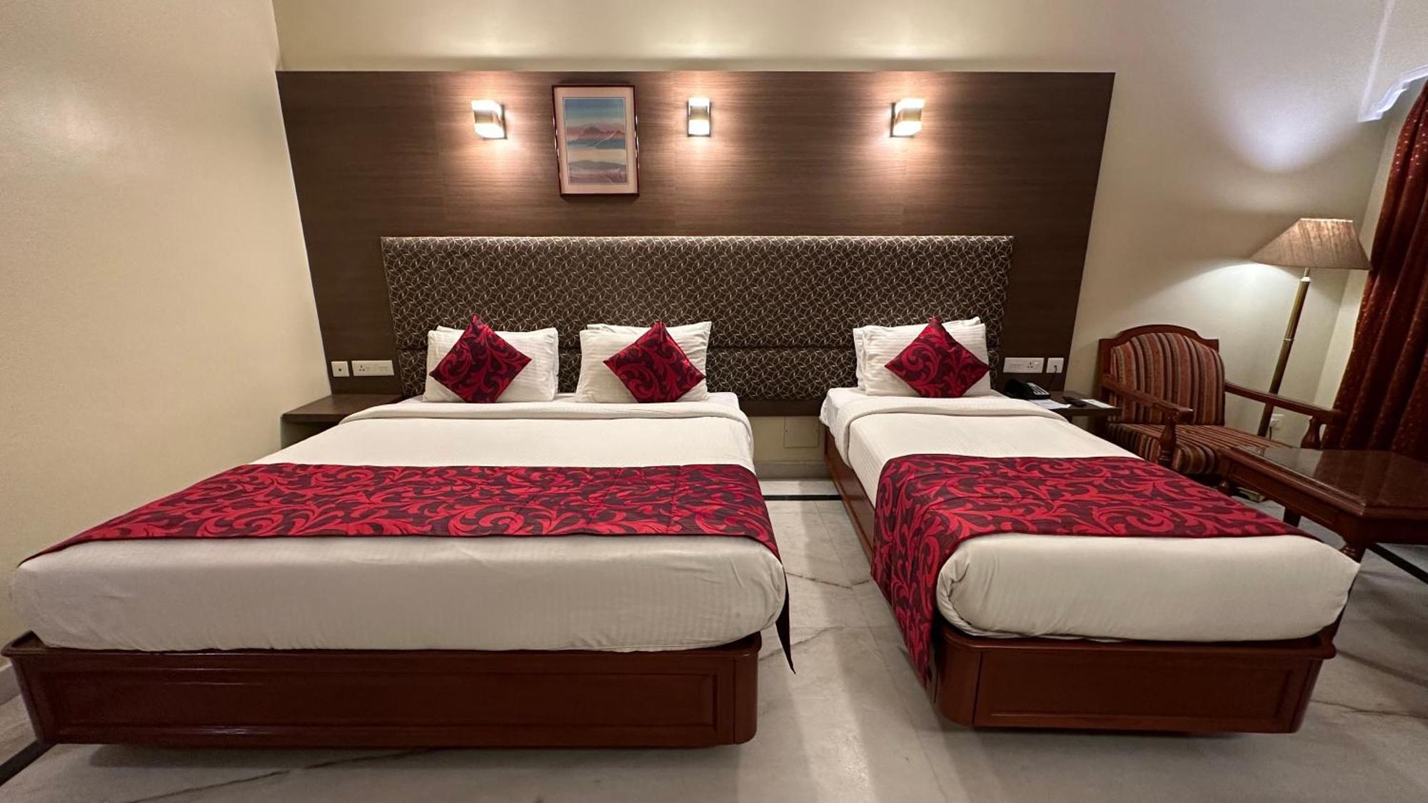 Hotel Annamalai International Pondicherry Esterno foto