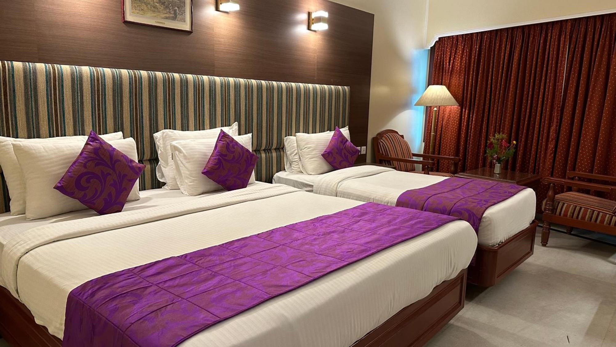 Hotel Annamalai International Pondicherry Esterno foto