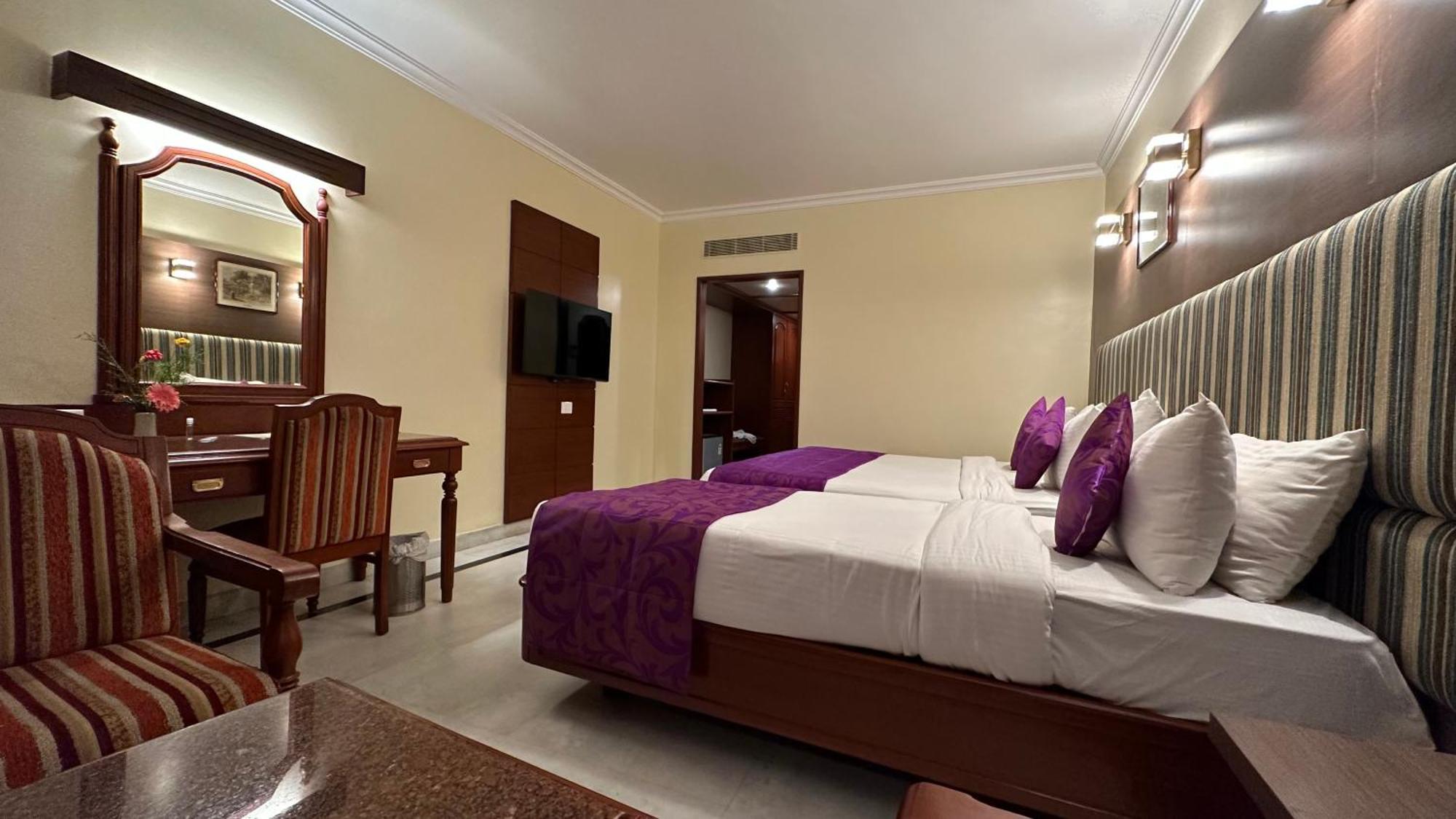 Hotel Annamalai International Pondicherry Esterno foto