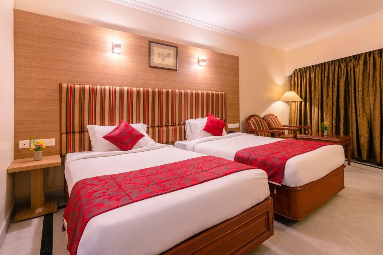 Hotel Annamalai International Pondicherry Esterno foto